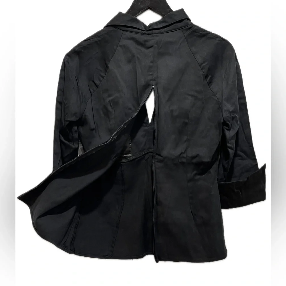 Sz.M-NWOT-Sustainable, High Quality, Pinup Couture Open V Collar, Zip Ba… - Picture 3 of 4